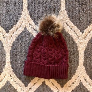 BIG SALE Cable Knit Beanie w Faux Fur Pom Pom